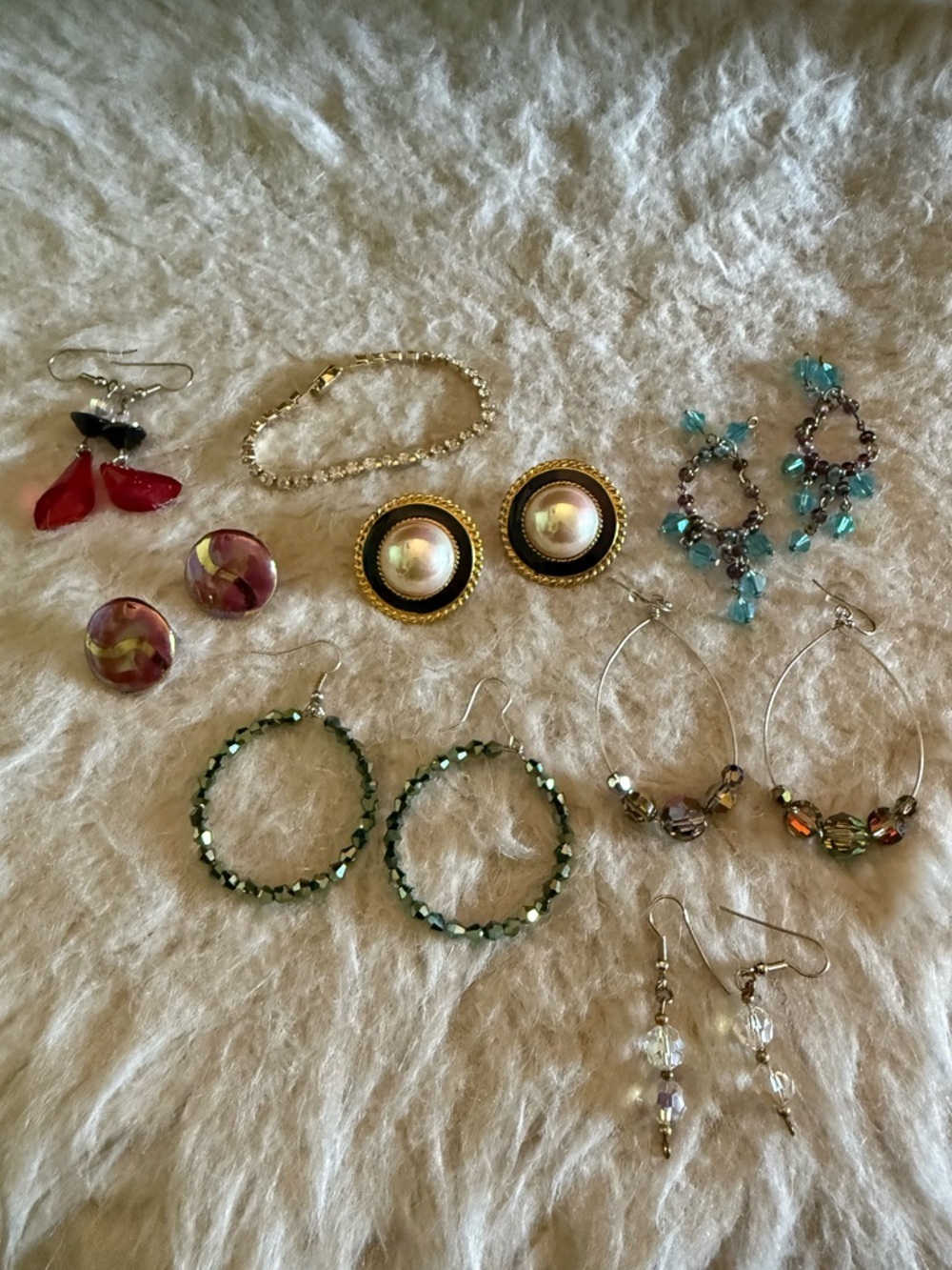 8 Piece Sparkle Earrings and Bracelet Bundle